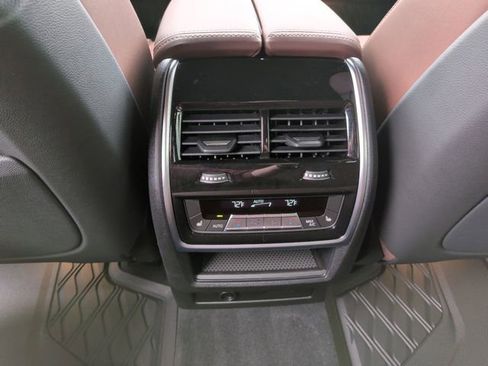 Used 2026 BMW X5 xDrive40i AWD/4WD image 18