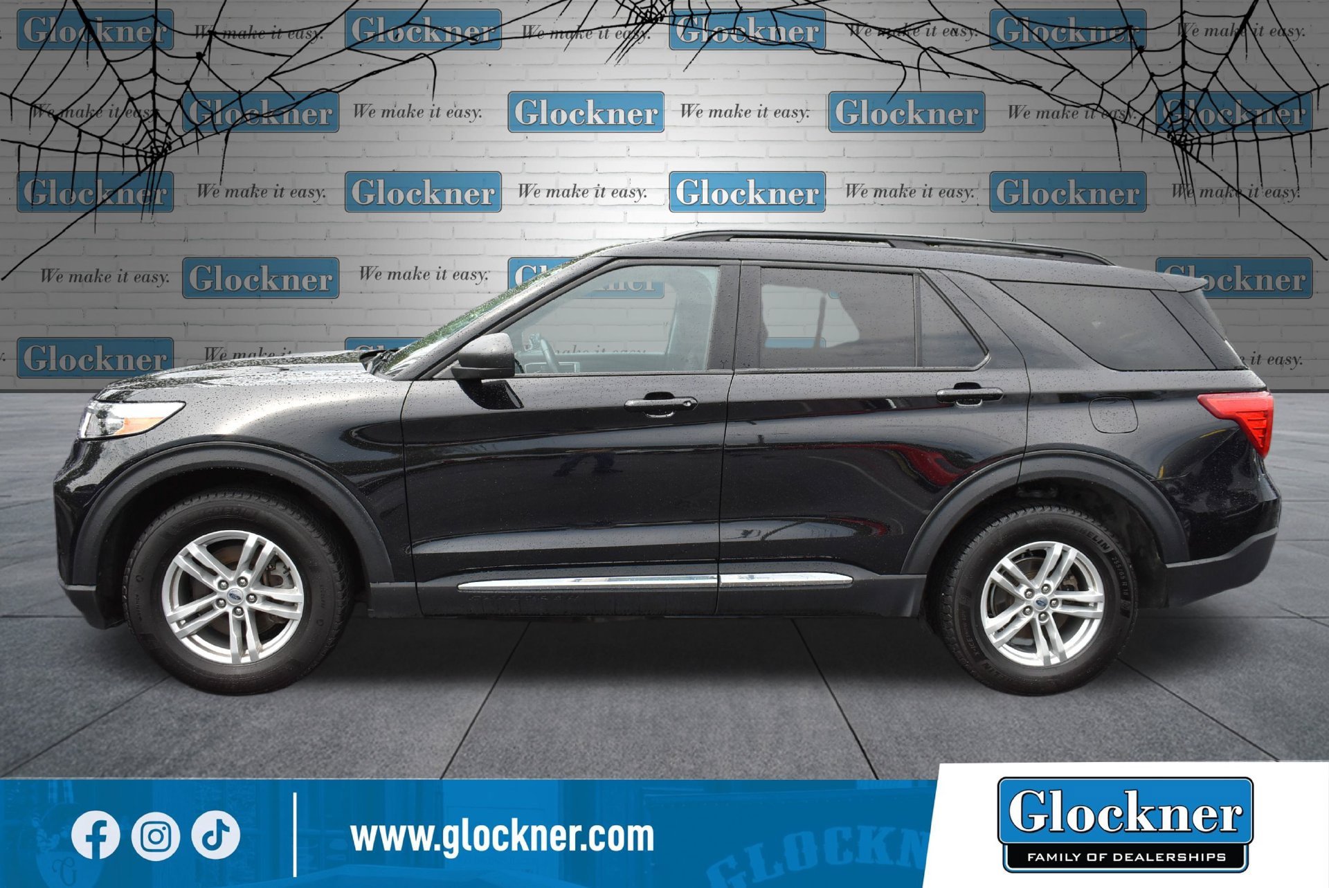 Used 2023 Ford Explorer XLT w/ Class IV Trailer Tow Package AWD/4WD image 9