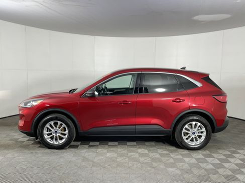 Used 2022 Ford Escape SE w/ Convenience Package image 3