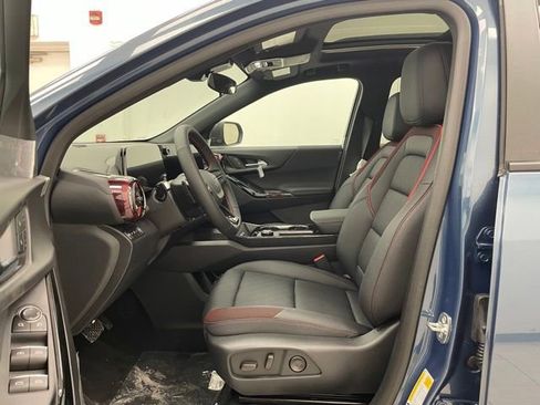 New 2026 Chevrolet Equinox RS w/ Convenience Package III AWD/4WD image 9