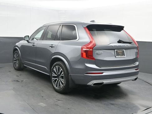Used 2020 Volvo XC90 T6 Momentum w/ Protection Package Premier image 3