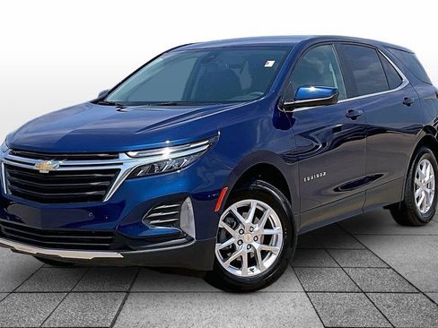 Used 2023 Chevrolet Equinox LT FWD image 1