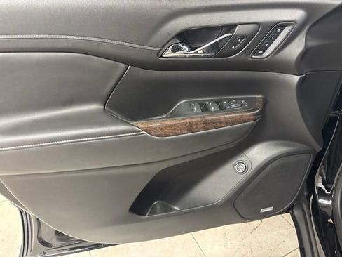 Used 2023 GMC Acadia Denali FWD image 19
