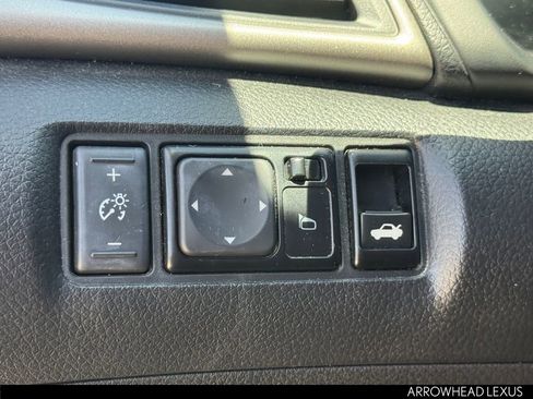 Used 2014 Nissan Sentra SV FWD image 20