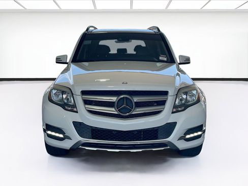 Used 2015 Mercedes-Benz GLK 350 2WD image 2