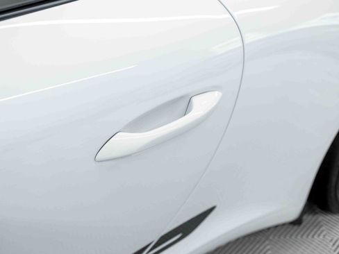 Used 2018 Porsche 911 Carrera T RWD image 33