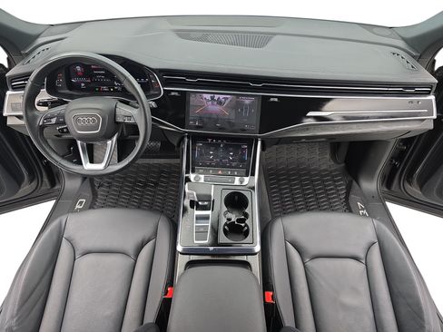 Used 2023 Audi Q7 2.0T Premium w/ Convenience Package AWD/4WD image 9