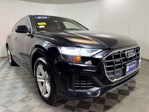 Used 2019 Audi Q8 Premium w/ Convenience Package image 11