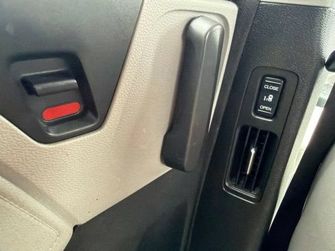 Used 2023 Honda Odyssey EX-L image 26