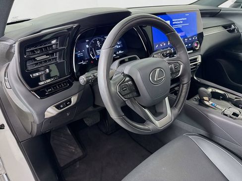 Certified 2025 Lexus RX 350 Premium w/ Convenience Package FWD image 9