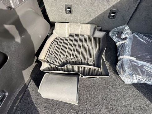 Certified 2024 Ford Edge ST-Line image 16