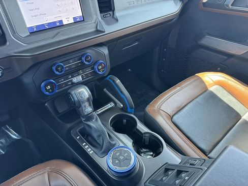 Used 2023 Ford Bronco Outer Banks image 32