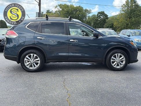 Used 2015 Nissan Rogue SV w/ SV Premium Package AWD/4WD image 7