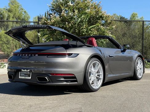 Used 2021 Porsche 911 Carrera RWD image 33