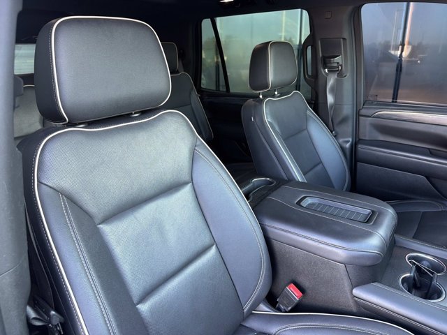 Used 2022 GMC Yukon SLT w/ SLT Premium Package RWD image 19