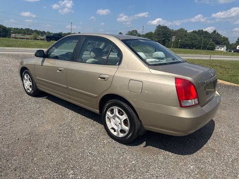 Used 2001 Hyundai Elantra GLS FWD image 7