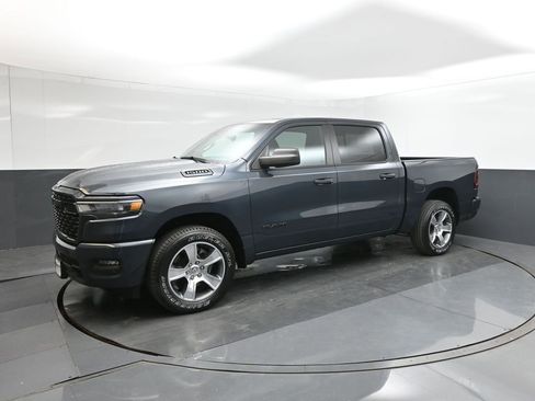 New 2026 RAM 1500 Express image 34