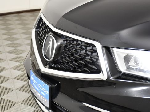 Used 2020 Acura MDX SH-AWD image 11