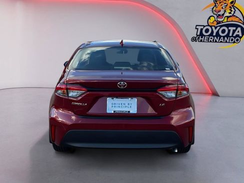 Used 2026 Toyota Corolla LE image 6