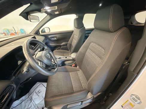 Used 2024 Honda HR-V Sport image 13