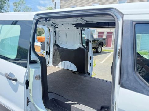 Used 2016 Ford Transit Connect XL FWD image 10