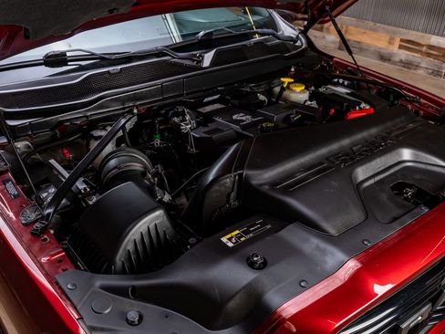 Used 2024 RAM 3500 Laramie w/ Night Edition image 39