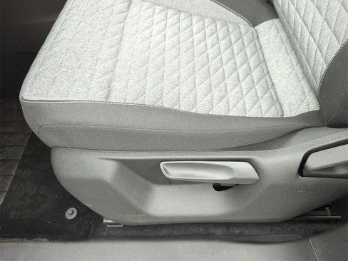 New 2026 Volkswagen Tiguan S image 27