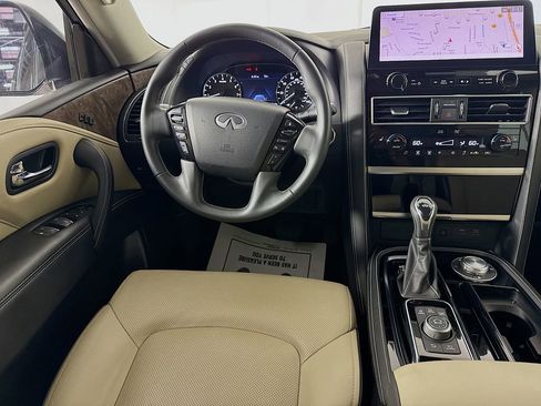 Used 2024 INFINITI QX80 Premium Select w/ Cargo Package image 30