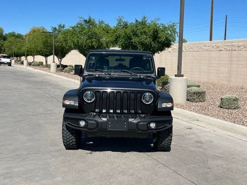 Used 2023 Jeep Wrangler Willys image 5