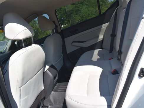 Used 2023 Nissan Altima 2.5 SV image 19