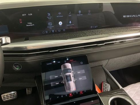 Used 2025 Cadillac Escalade V w/ LPO, Floor Liner Package image 17