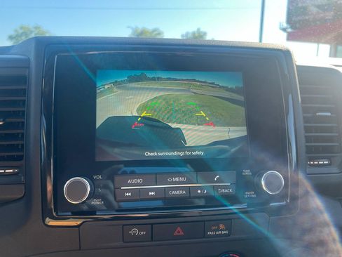 Used 2024 Nissan Frontier S w/ Technology Package AWD/4WD image 12
