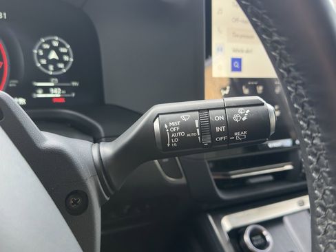 Used 2024 Lexus GX 550 image 18