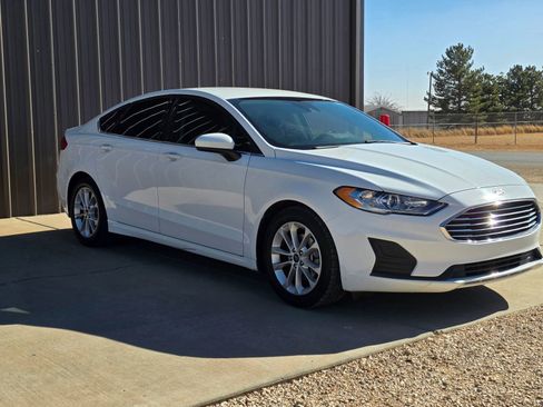 Used 2019 Ford Fusion SE image 7