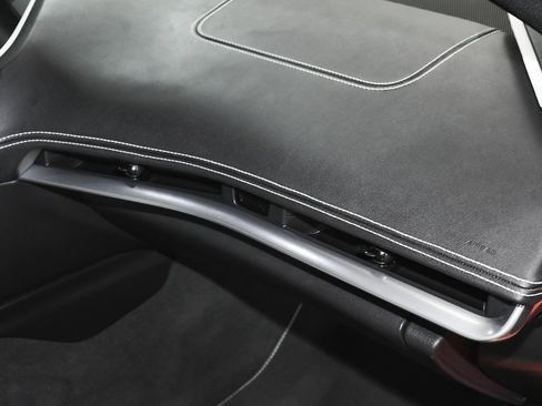 Used 2021 Chevrolet Corvette Stingray Preferred Cpe w/ 2LT image 57