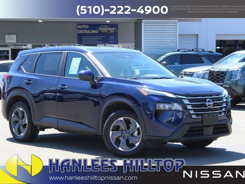 Used 2025 Nissan Rogue SV FWD image 1