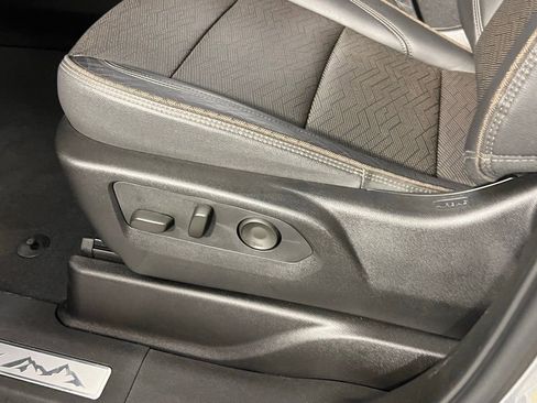 Used 2024 Chevrolet Tahoe High Country w/ Premium Package image 22