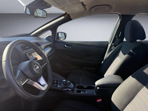 Used 2024 Nissan Leaf SV Plus image 13