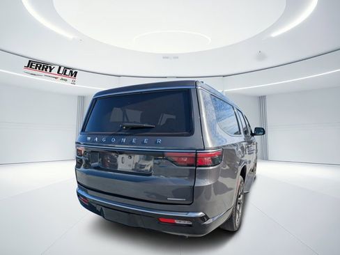 Used 2024 Jeep Wagoneer L Series III w/ Flexible Seating Group image 3
