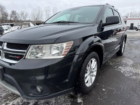 Used 2013 Dodge Journey SXT w/ Safe & Sound Group image 9