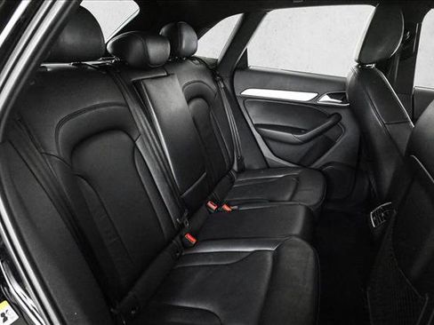 Used 2018 Audi Q3 2.0T Premium image 21