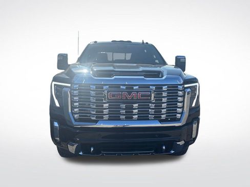 New 2026 GMC Sierra 2500 Denali w/ Denali Reserve Package image 11