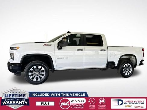 Used 2024 Chevrolet Silverado 2500 Custom w/ Custom Convenience Package AWD/4WD image 5
