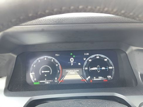 Used 2025 Toyota 4Runner Trailhunter image 33