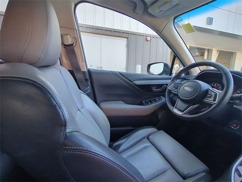 Used 2021 Subaru Outback Limited image 10