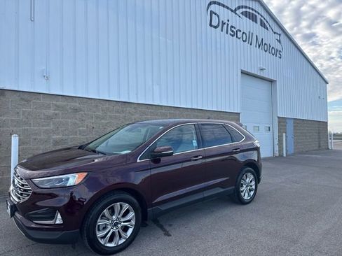 Used 2022 Ford Edge Titanium w/ Equipment Group 301A AWD/4WD image 2