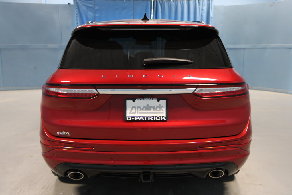 Used 2025 Lincoln Corsair Grand Touring w/ Towing Package AWD/4WD image 35