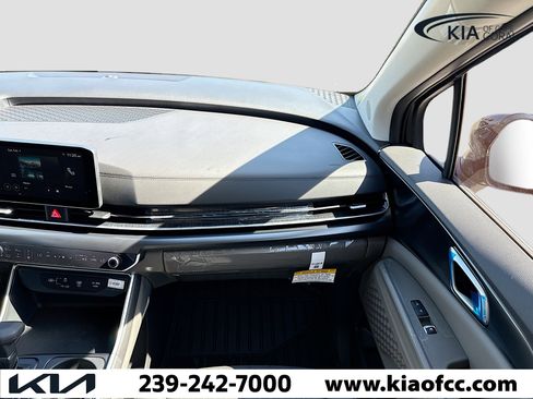 New 2026 Kia Carnival image 17
