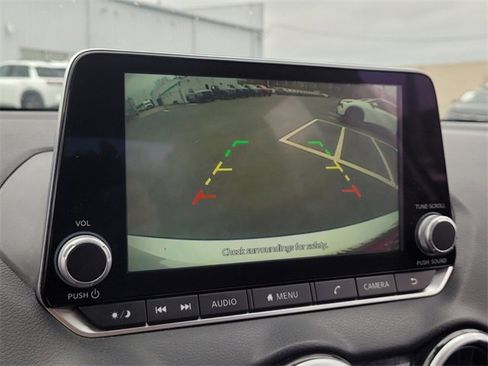 Used 2024 Nissan Sentra SV image 19