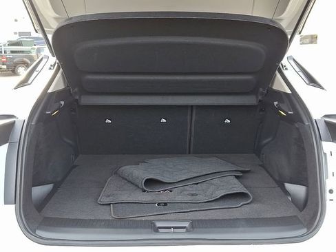 Used 2024 Nissan Ariya FWD image 28